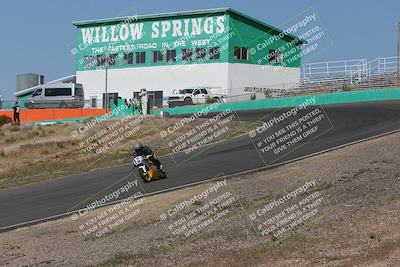 media/Apr-20-2025-AHRMA (Sun) [[393a79c373]]/Race/Group 11 early race/Turn 4b/